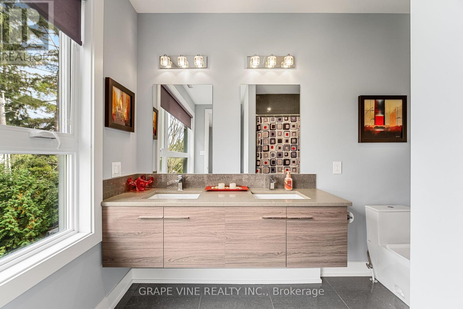 Photo 16 of 315 Crestview Road, Ottawa ON