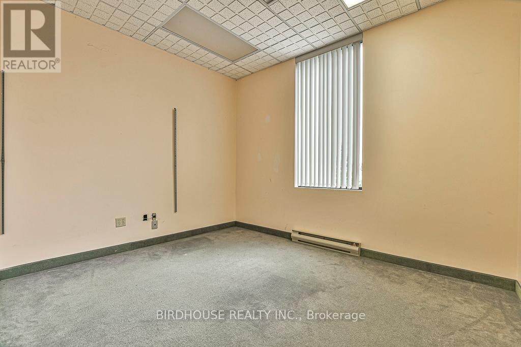 Photo 17 of 3 2200 Sqft 108 Angeline Street S, Kawartha Lakes ON
