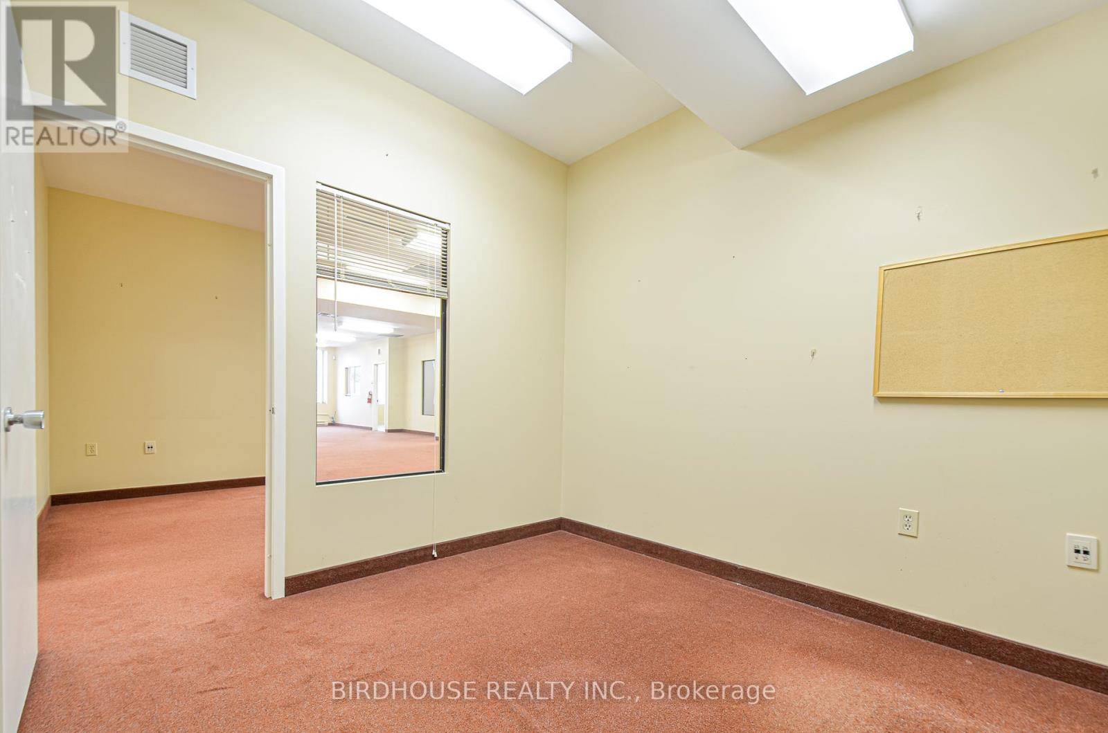 Photo 12 of 5 2185 Sqft 108 Angeline Street S, Kawartha Lakes ON