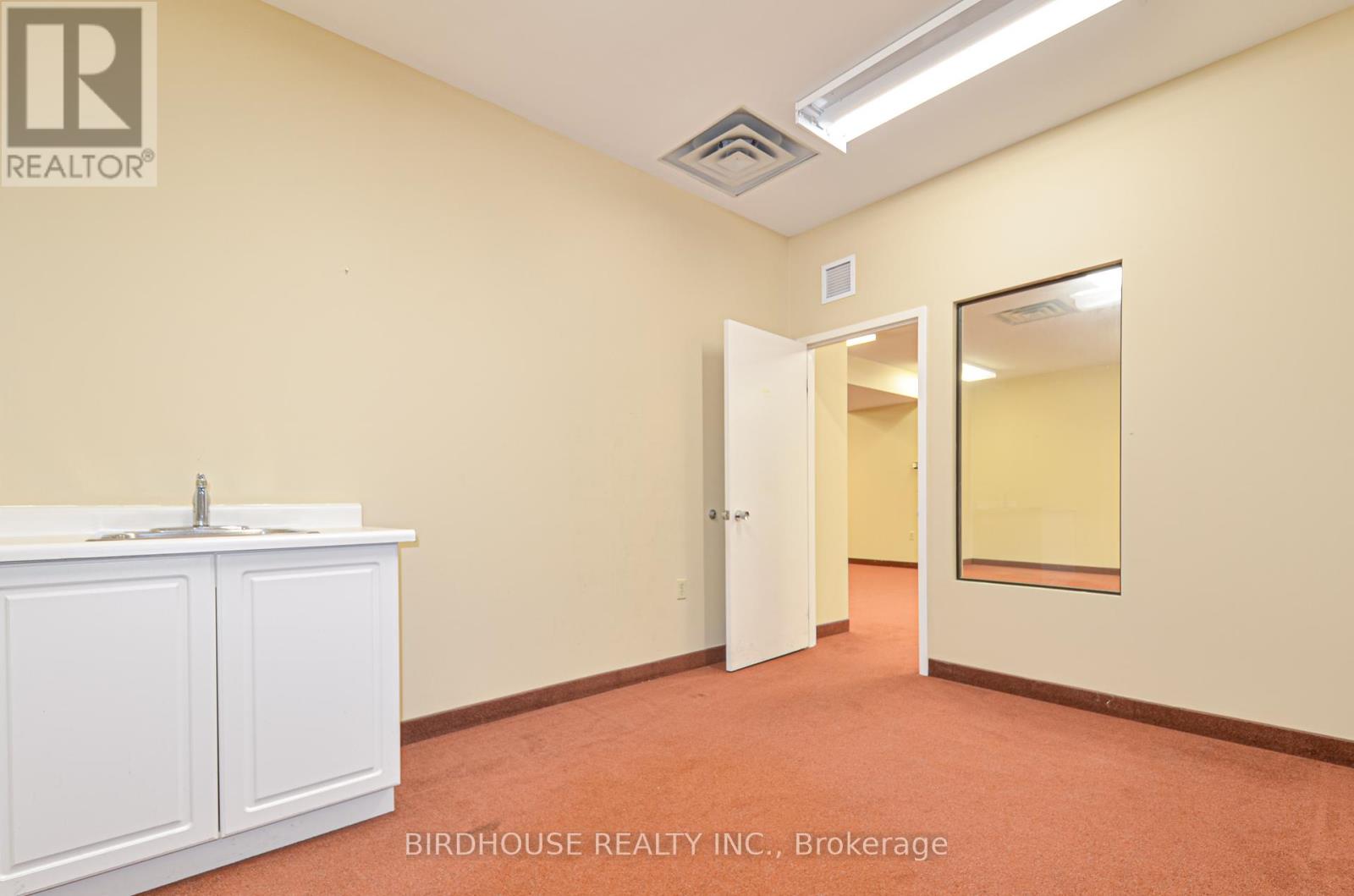 Photo 10 of 5 2185 Sqft 108 Angeline Street S, Kawartha Lakes ON