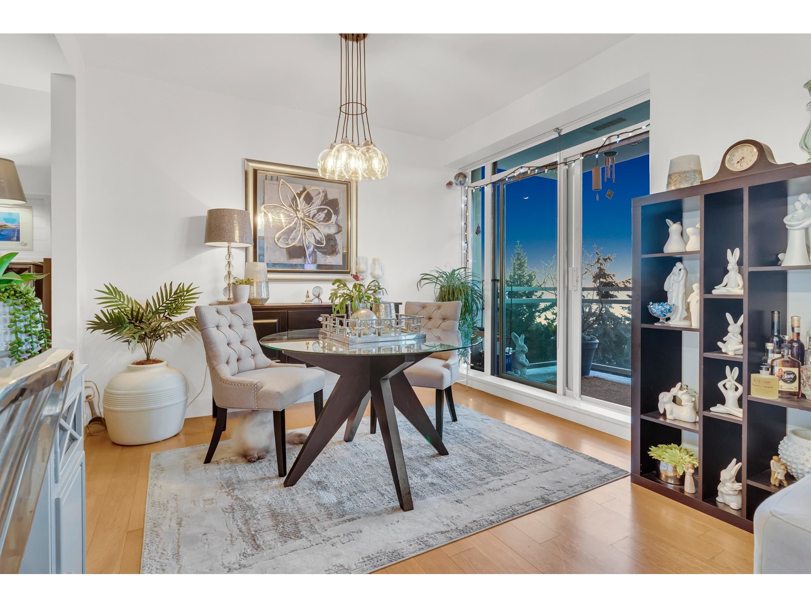 Photo 1 of 1203 15152 Russell Avenue, White Rock BC