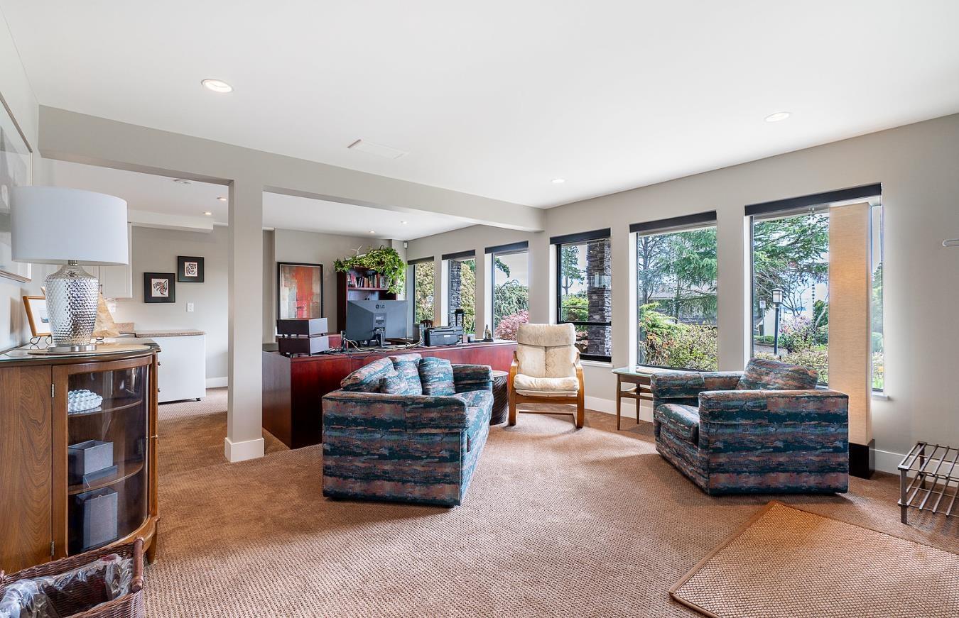 Photo 23 of 13387 13 A Avenue, Surrey BC