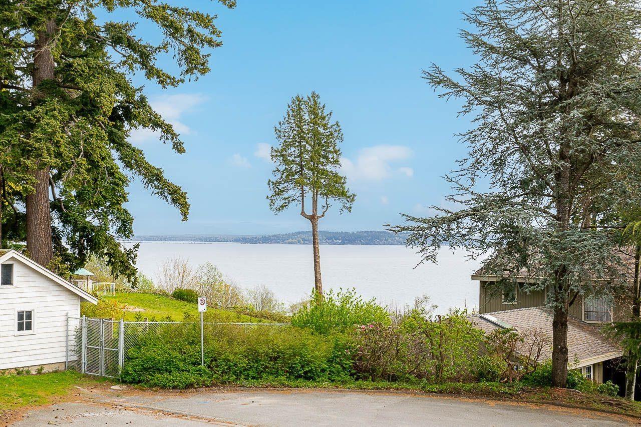 Photo 12 of 13387 13 A Avenue, Surrey BC