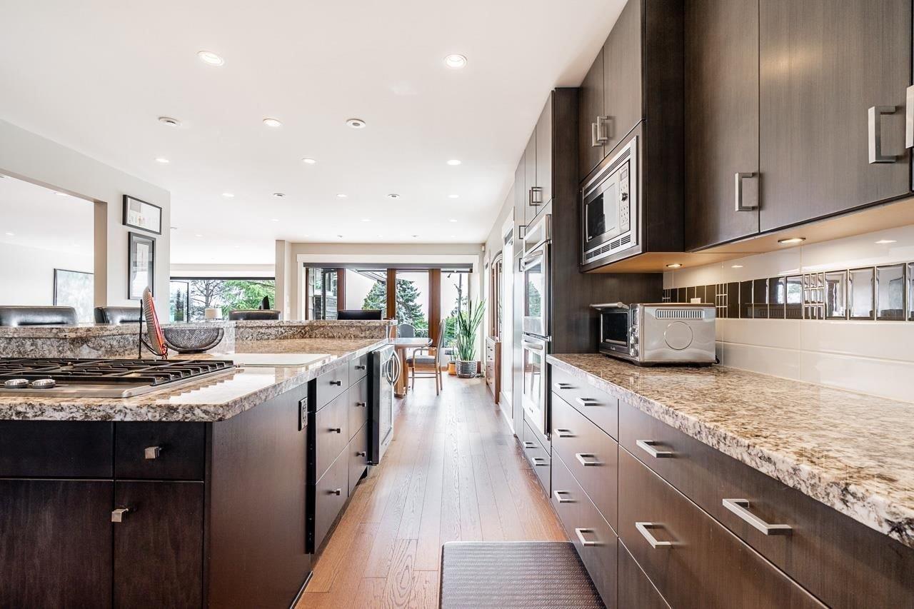 Photo 9 of 13387 13 A Avenue, Surrey BC