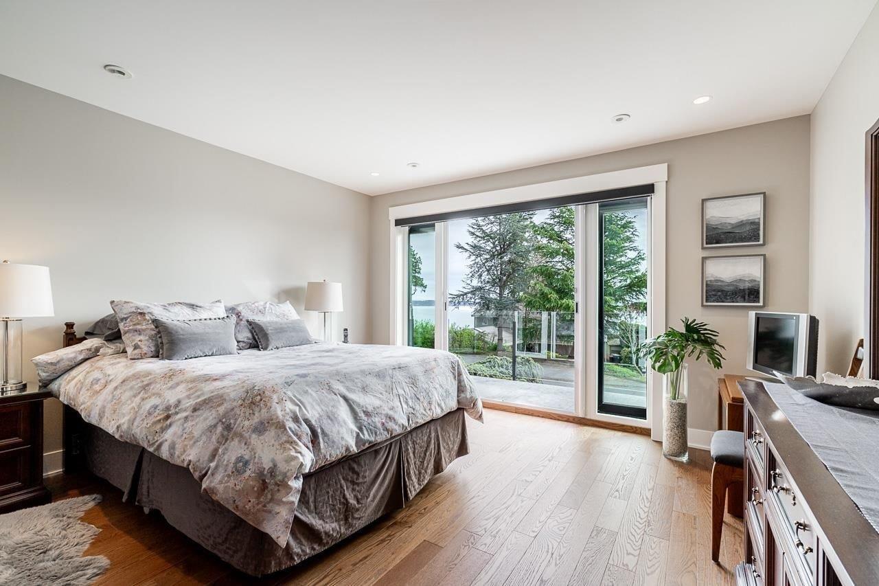 Photo 15 of 13387 13 A Avenue, Surrey BC