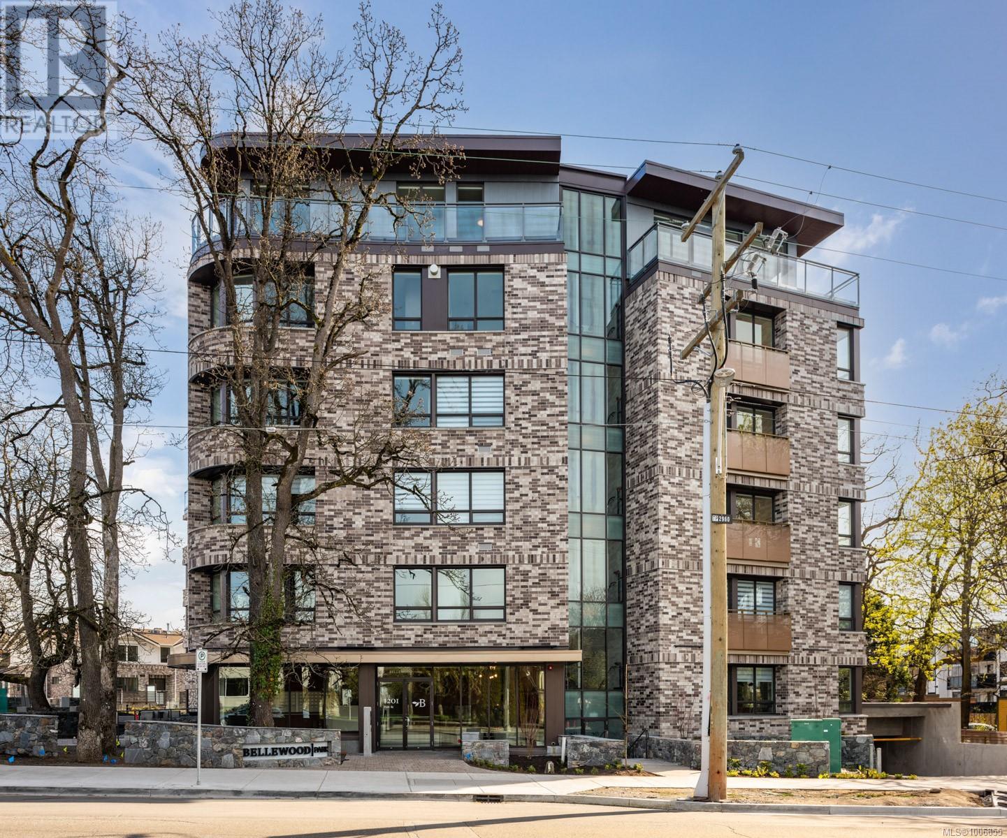 601 1201 Fort Street, Victoria