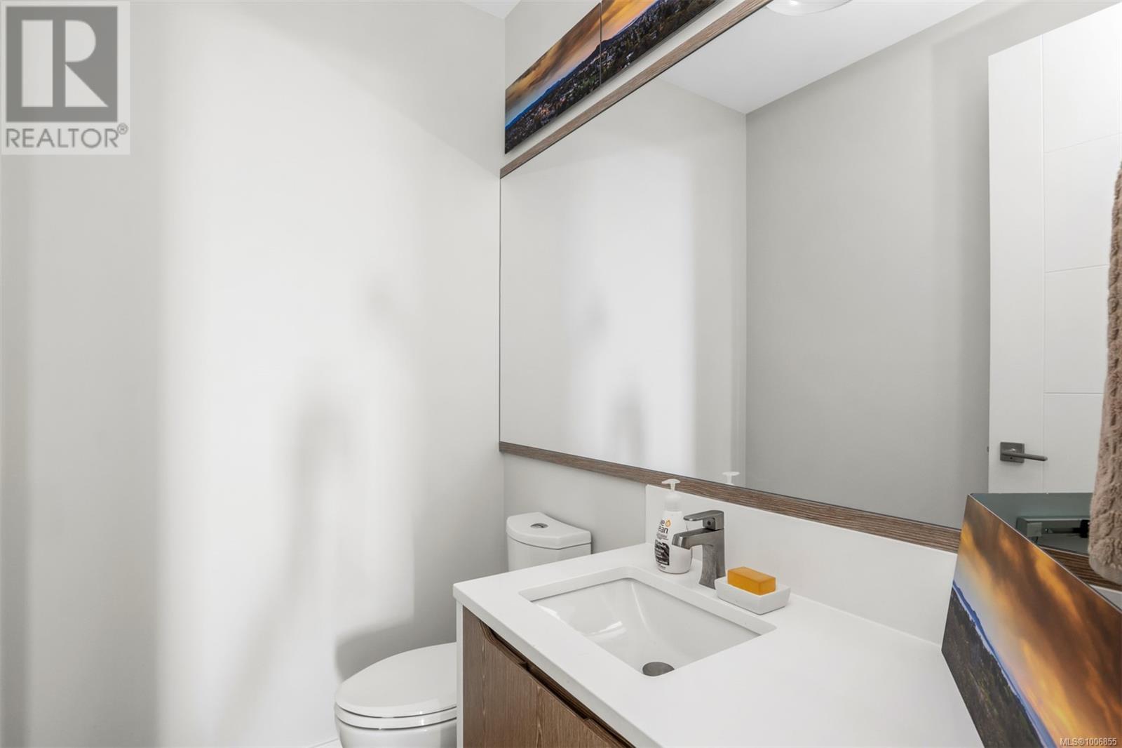 601 1201 Fort Street, Victoria