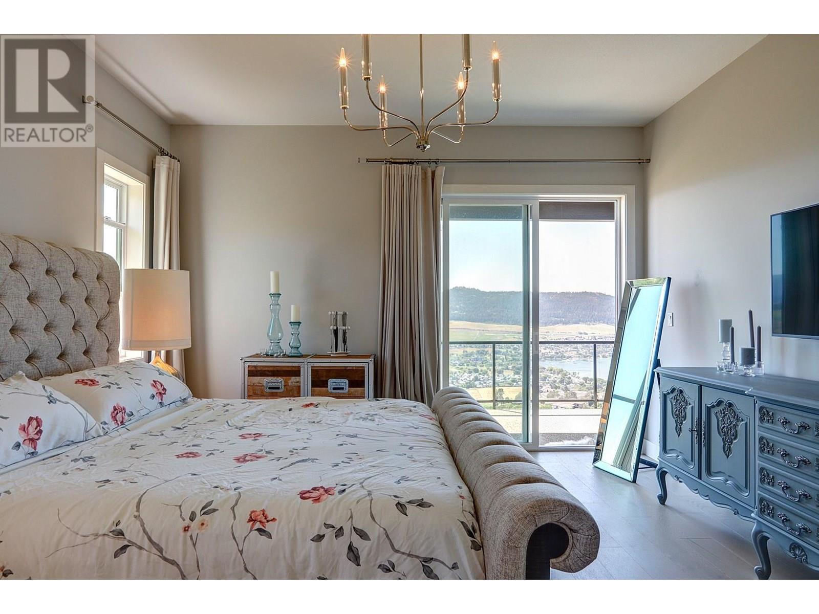 7716 Okanagan Hills Boulevard Unit# 2, Vernon