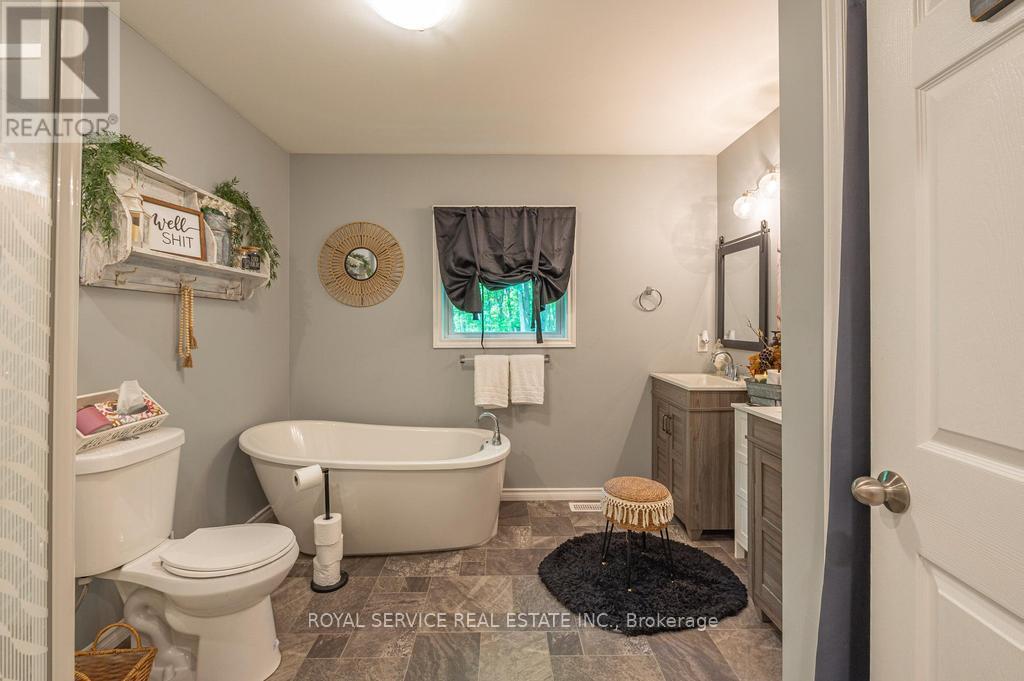 Photo 16 of 464 Belmont 7th Line, Havelockbelmontmethuen ON