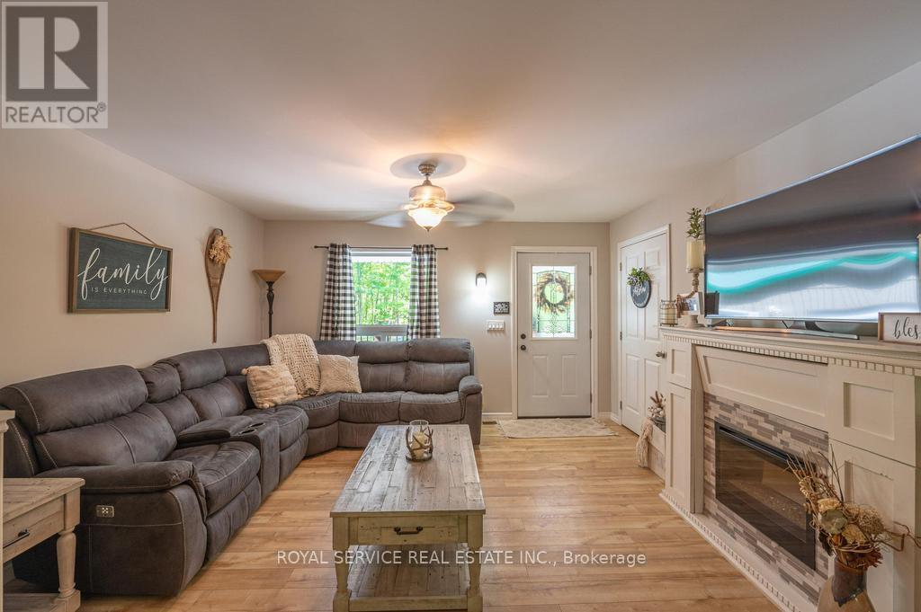 Photo 7 of 464 Belmont 7th Line, Havelockbelmontmethuen ON