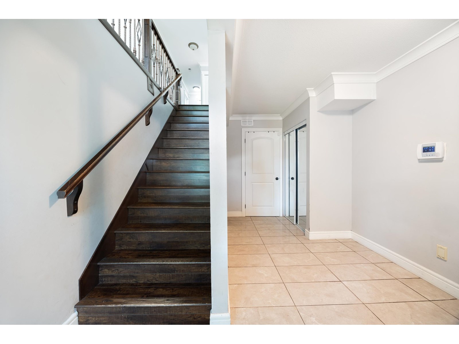 Photo 4 of 7724 122 Street, Surrey BC