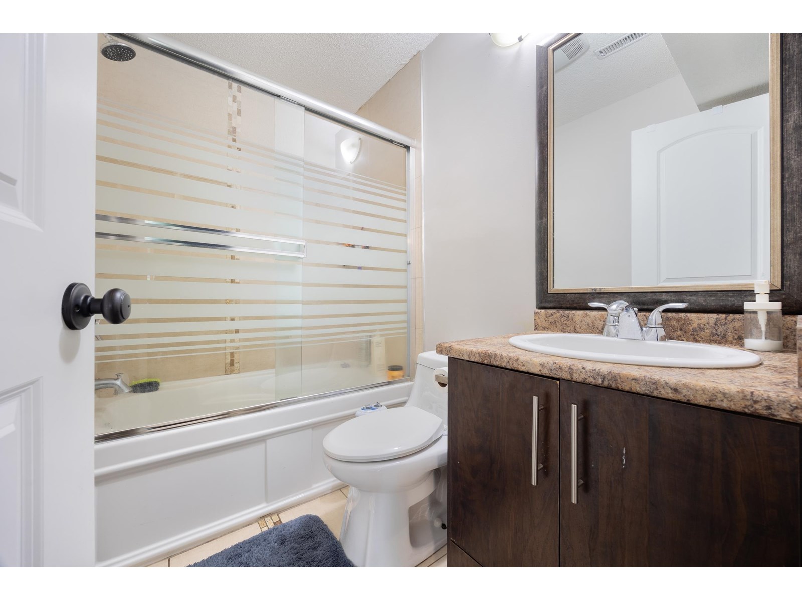 Photo 6 of 7724 122 Street, Surrey BC