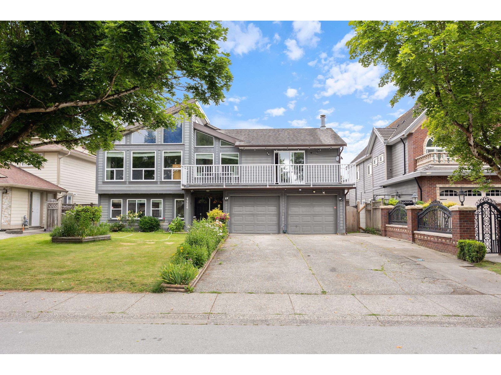 Photo 2 of 7724 122 Street, Surrey BC