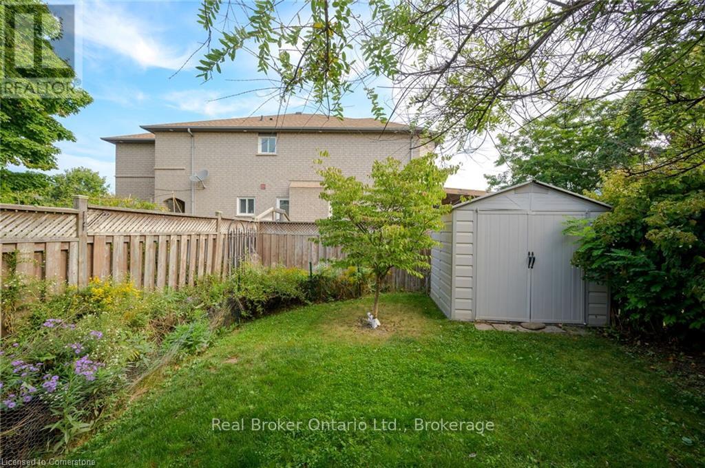 Photo 12 of 2189 Shorncliffe Boulevard, Oakville ON