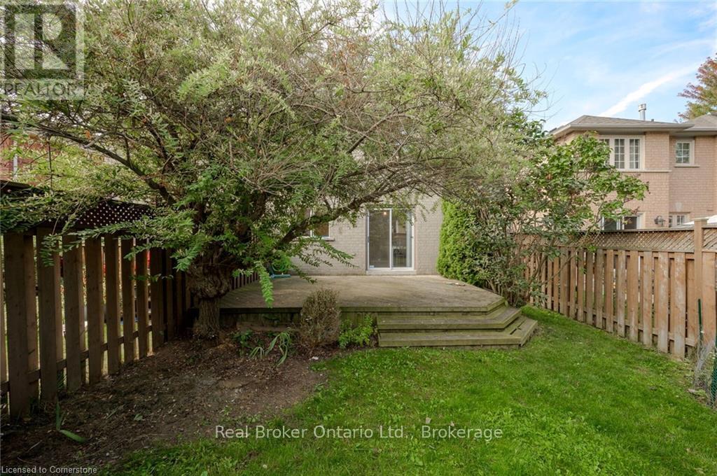 Photo 29 of 2189 Shorncliffe Boulevard, Oakville ON