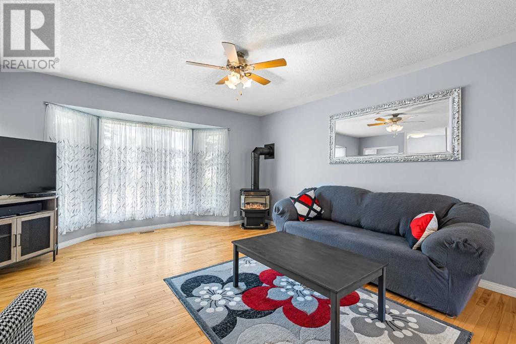 Single Family House Bungalow for Sale in   Avenue NE Huntington Hills Calgary 