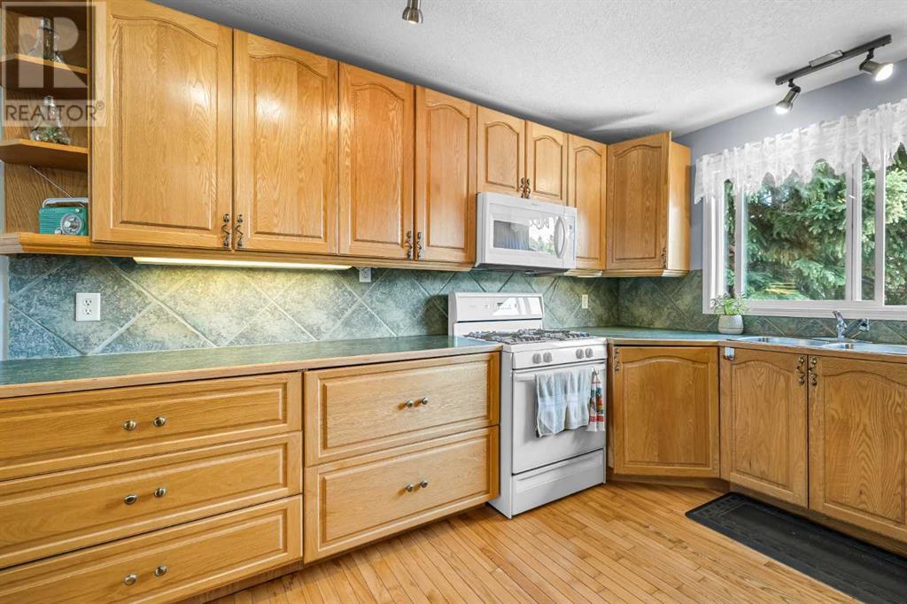 Single Family House Bungalow for Sale in   Avenue NE Huntington Hills Calgary 