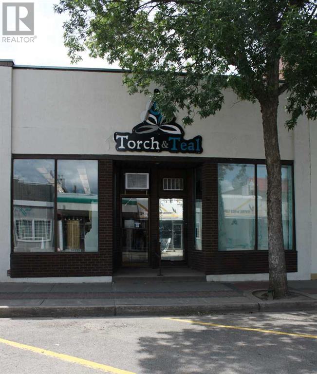 Photo 6 of 5023 50 Avenue, Ponoka AB