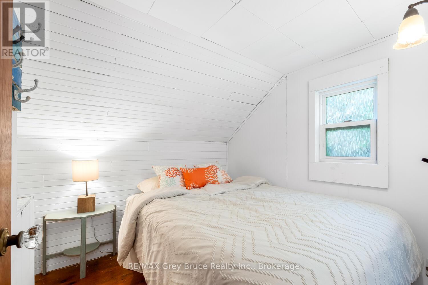 Photo 19 of 1106 King Edward Avenue, South Bruce Peninsula ON
