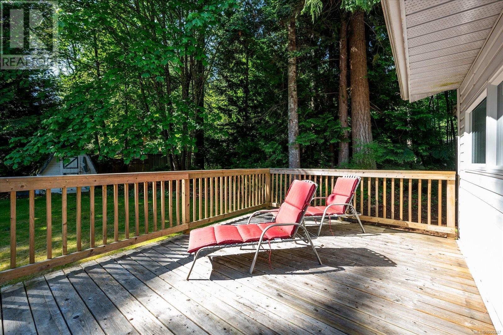 Photo 40 of 4672 Thompson Clarke Dr E, Bowser BC