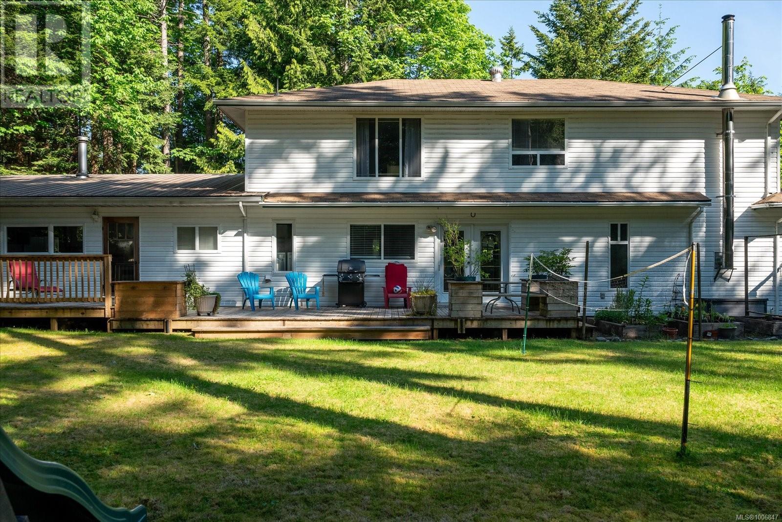 Photo 54 of 4672 Thompson Clarke Dr E, Bowser BC