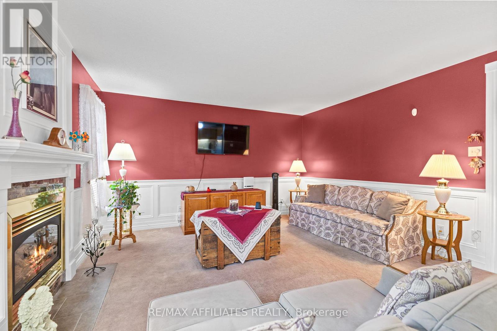 Photo 17 of 176 Windhurst Drive, Ottawa ON