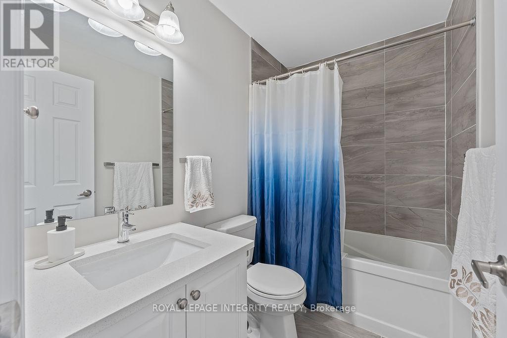 Photo 24 of 15 Peever Place, Carleton Place ON