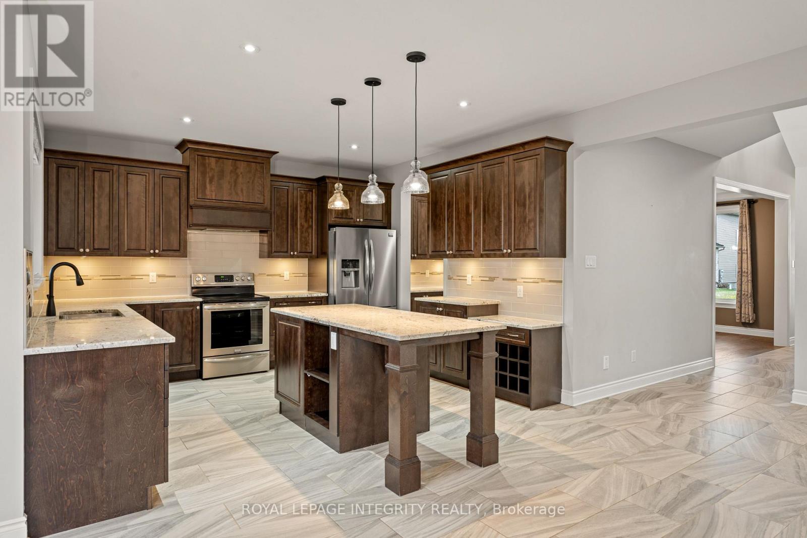 Photo 21 of 110 Talos Circle, Ottawa ON
