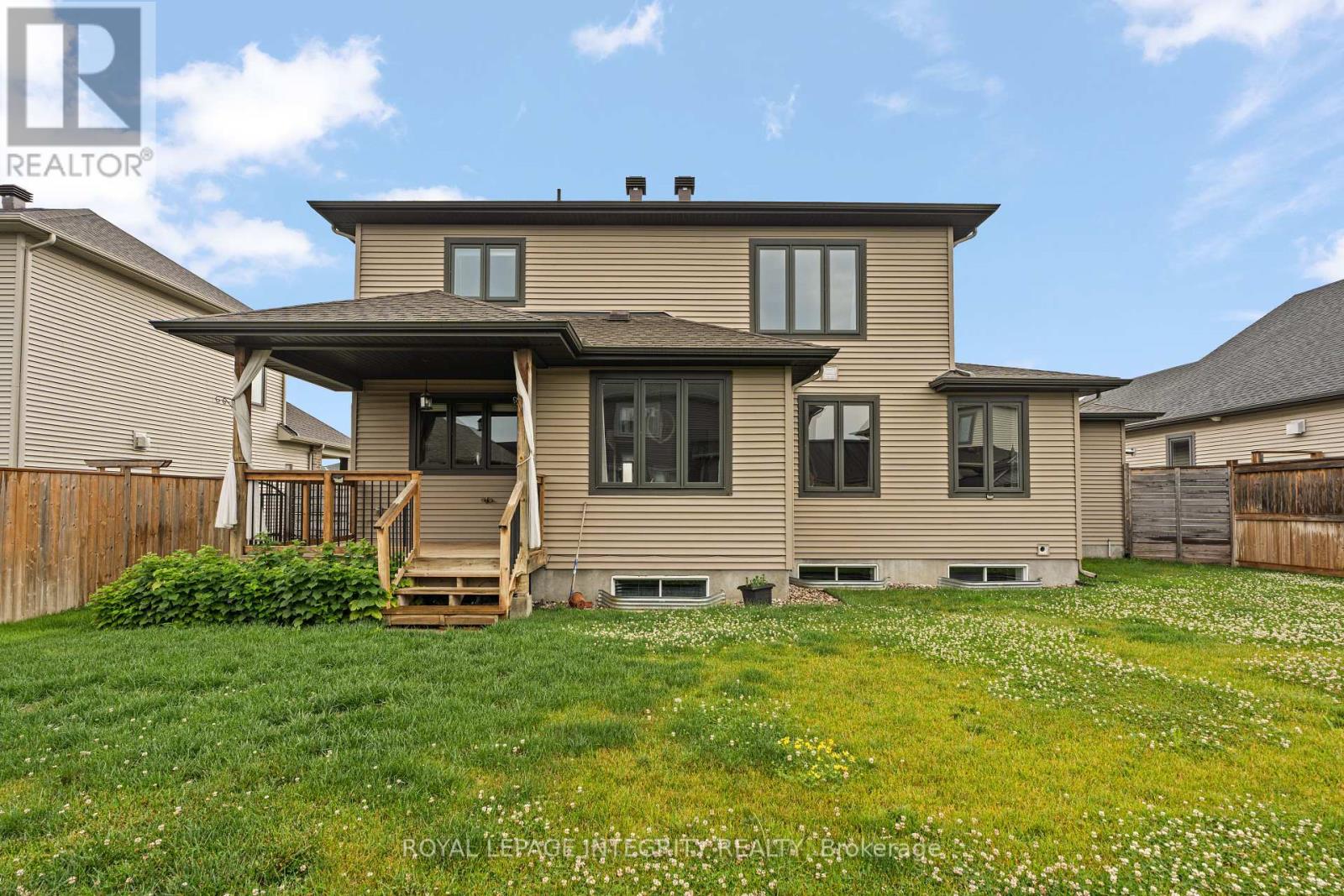 Photo 6 of 110 Talos Circle, Ottawa ON