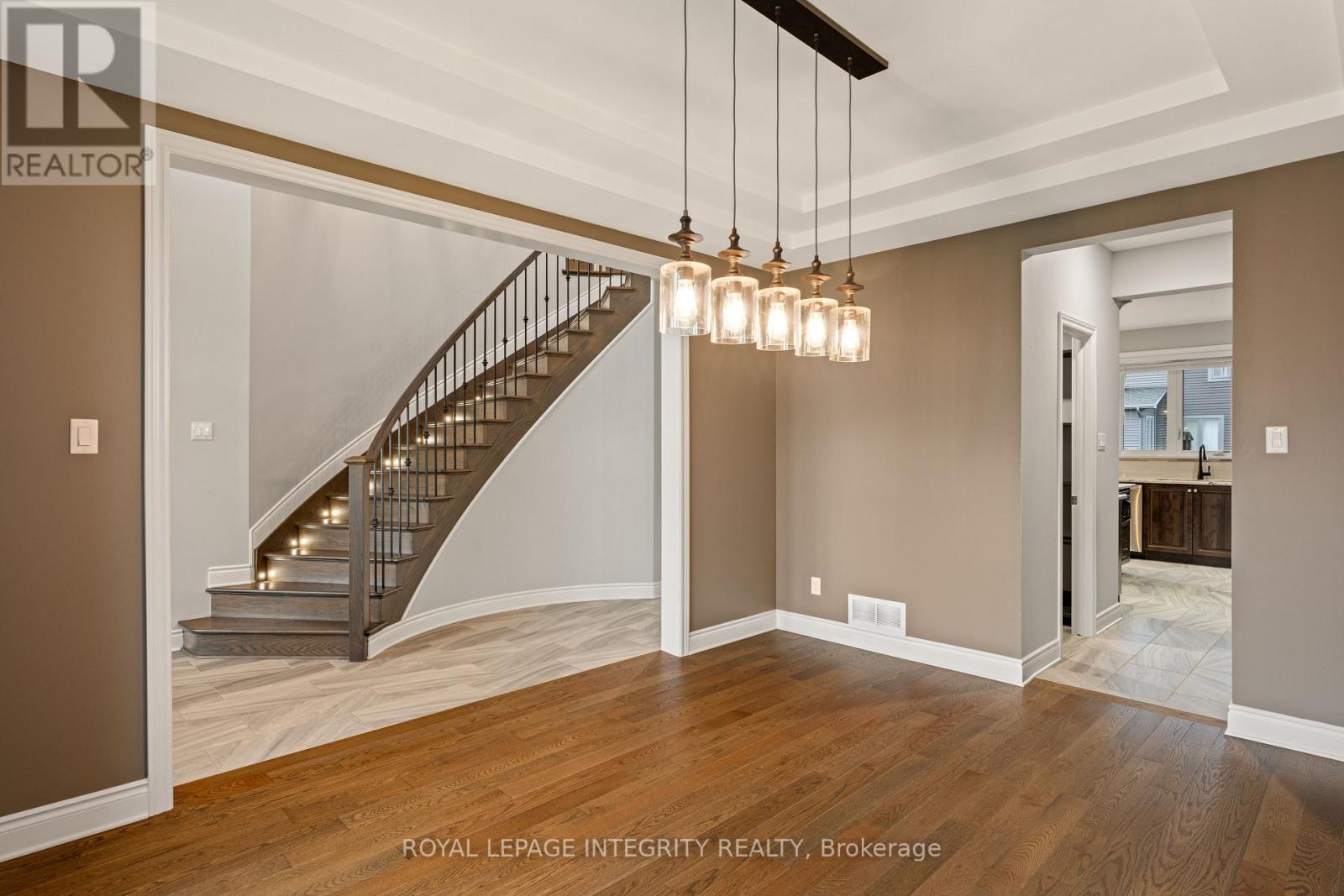Photo 14 of 110 Talos Circle, Ottawa ON