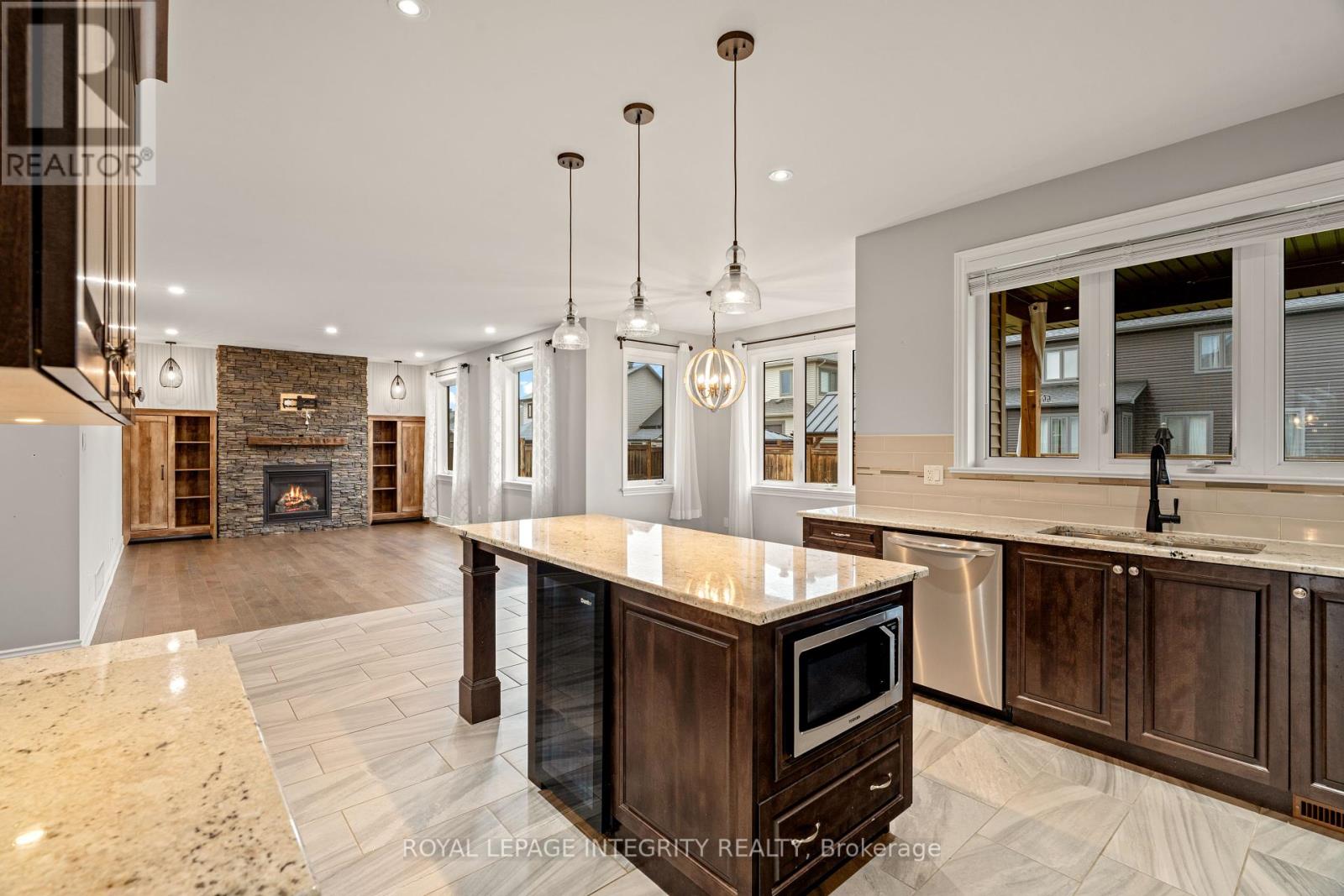 Photo 25 of 110 Talos Circle, Ottawa ON