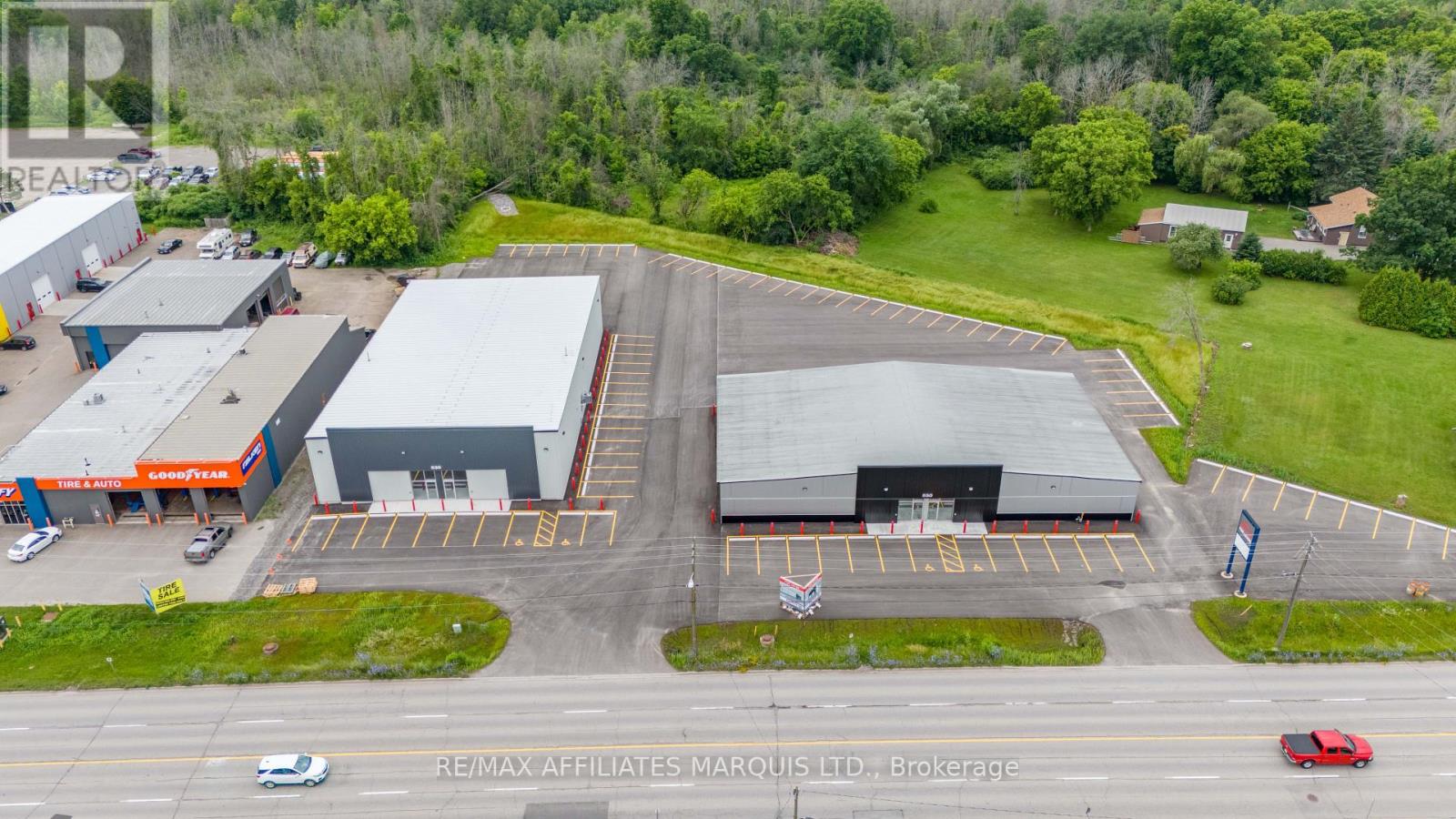 Photo 8 of 550 Stewart Boulevard, Brockville ON