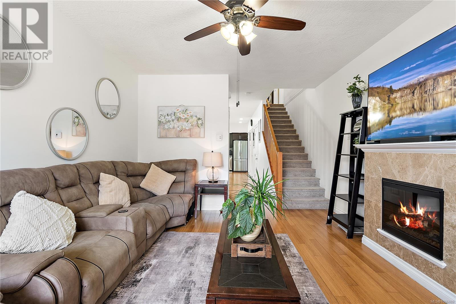 205 2680 Peatt Rd, Langford