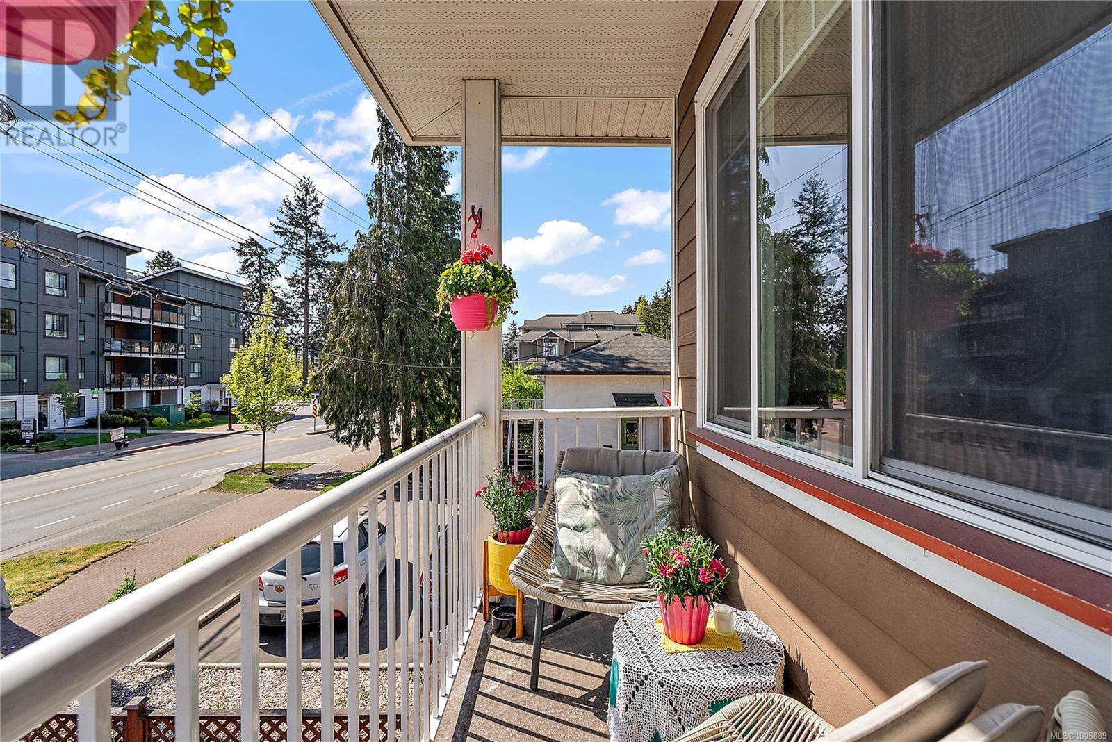 205 2680 Peatt Rd, Langford