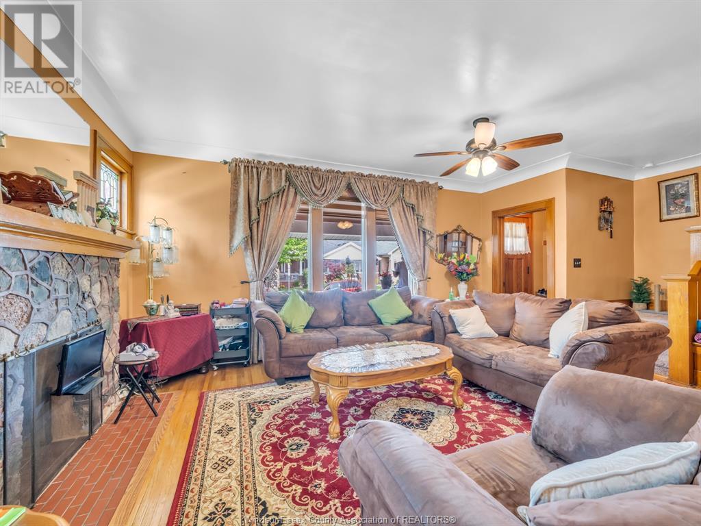 Photo 12 of 1407 Hall, Windsor ON