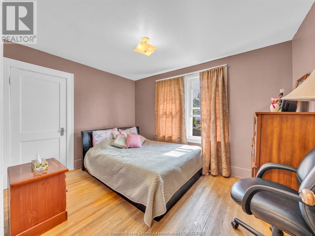 Photo 23 of 1407 Hall, Windsor ON