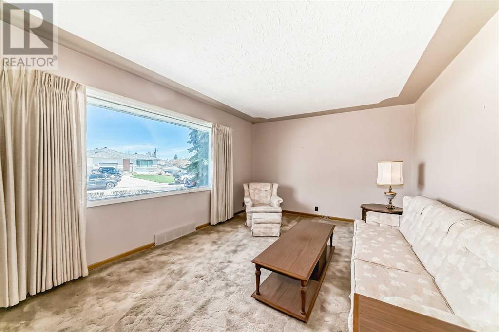 Single Family House Bungalow for Sale in   Avenue NW Banff Trail Calgary 