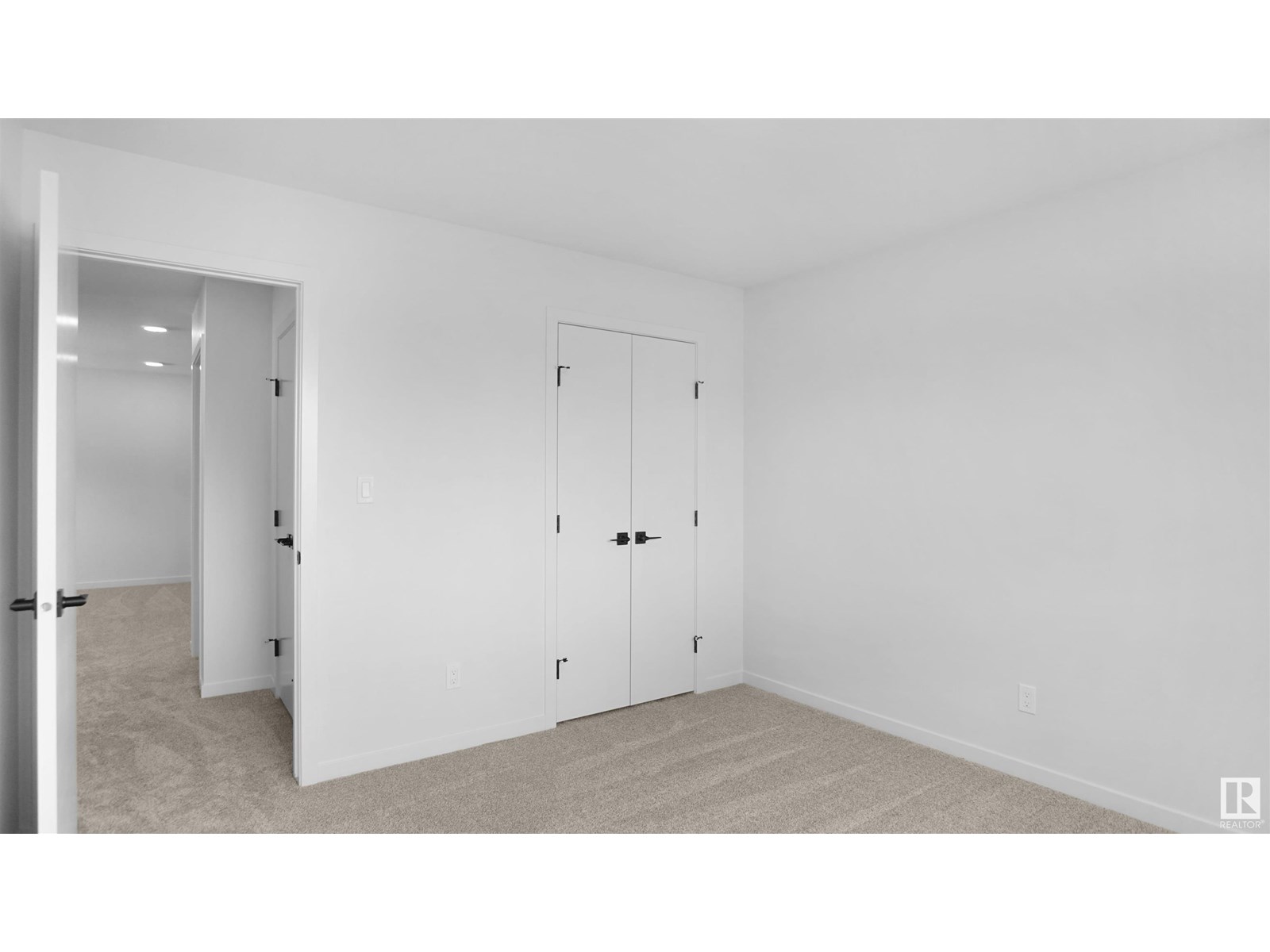 Photo 38 of 109 Elsinore Pl Nw, Edmonton AB