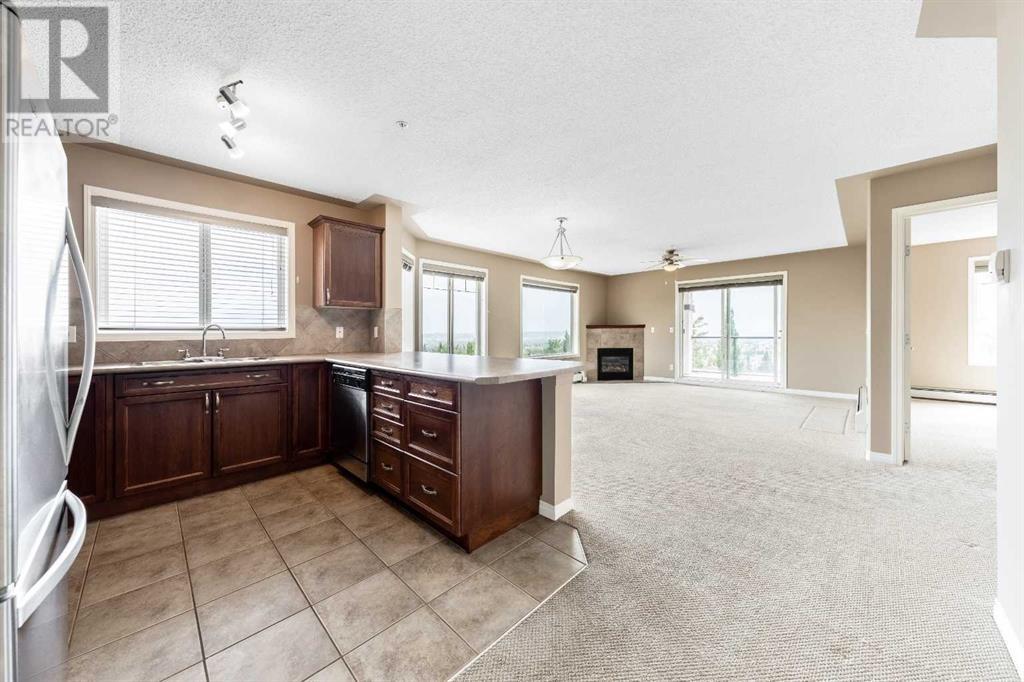 Single Family House for Sale in   Rocky Vista Park NW Rocky Ridge Calgary 