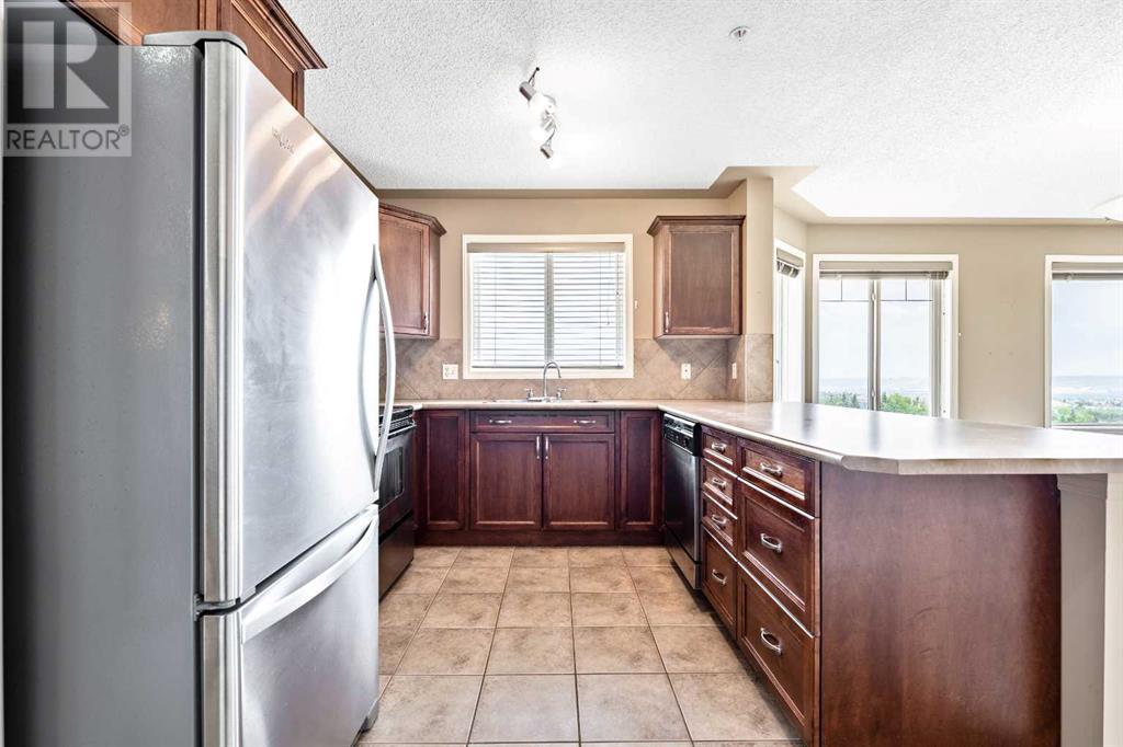 Single Family House for Sale in   Rocky Vista Park NW Rocky Ridge Calgary 