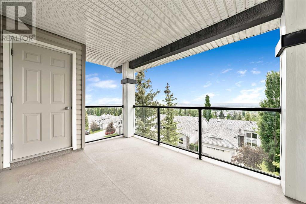 Single Family House for Sale in   Rocky Vista Park NW Rocky Ridge Calgary 