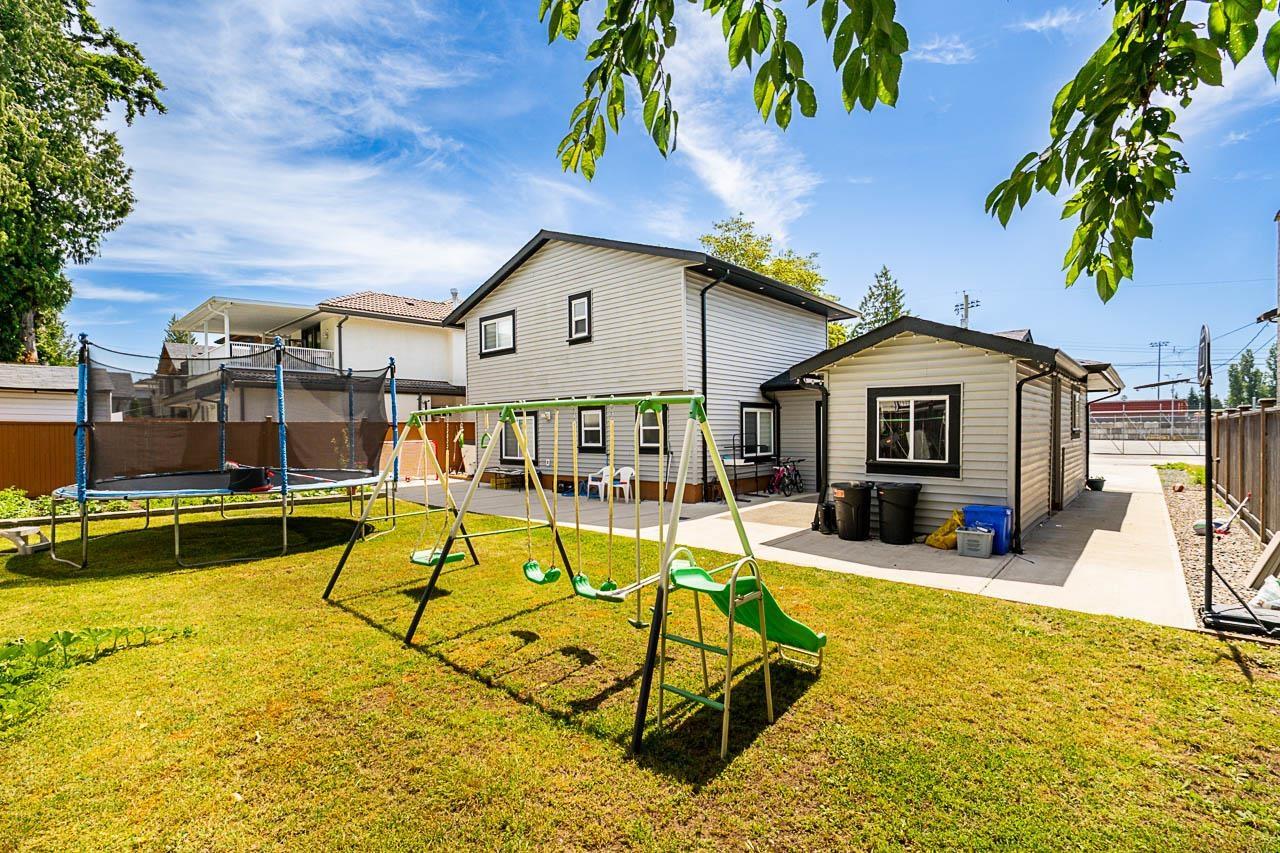 Photo 32 of 11553 83 Avenue, Delta BC