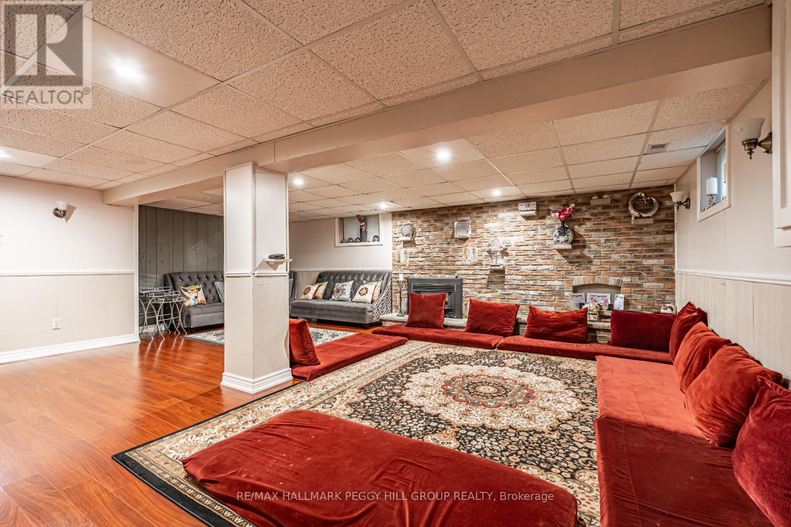 Photo 12 of 215 Phillips Street, Barrie ON