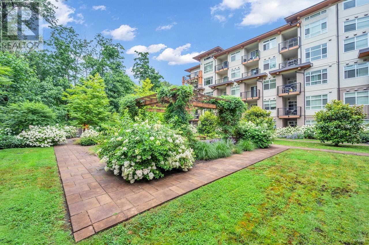 Photo 12 of 409 2465 Wilson Avenue, Coquitlam BC