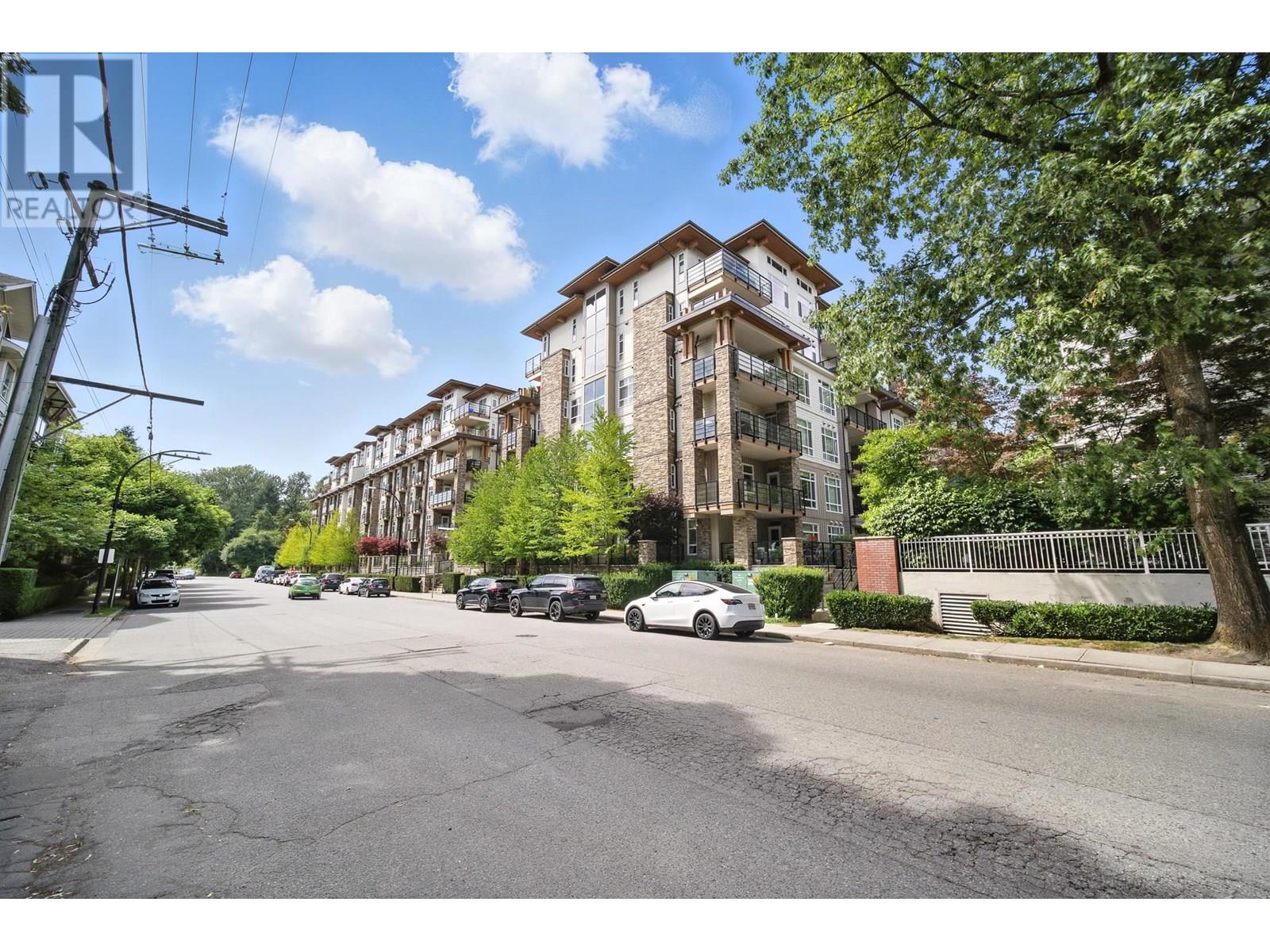 Photo 10 of 409 2465 Wilson Avenue, Coquitlam BC