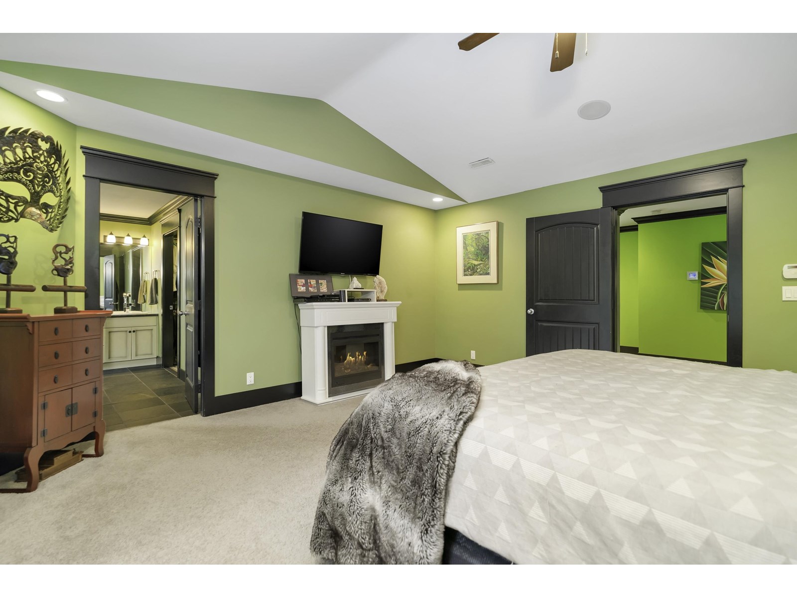 Photo 16 of 27820 Maclure Road, Abbotsford BC