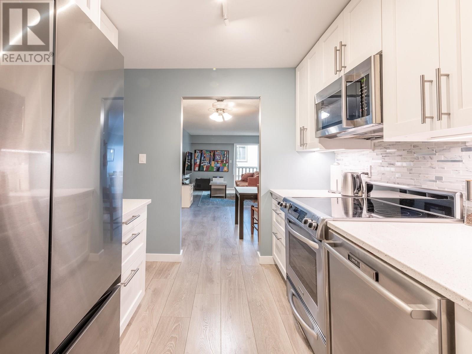 Photo 12 of 205 1011 Fourth Avenue, New Westminster BC