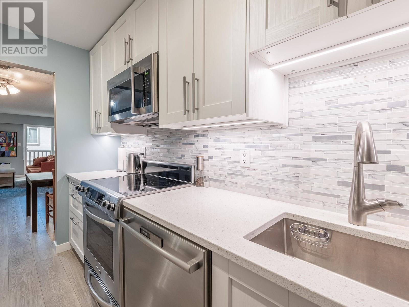 Photo 13 of 205 1011 Fourth Avenue, New Westminster BC