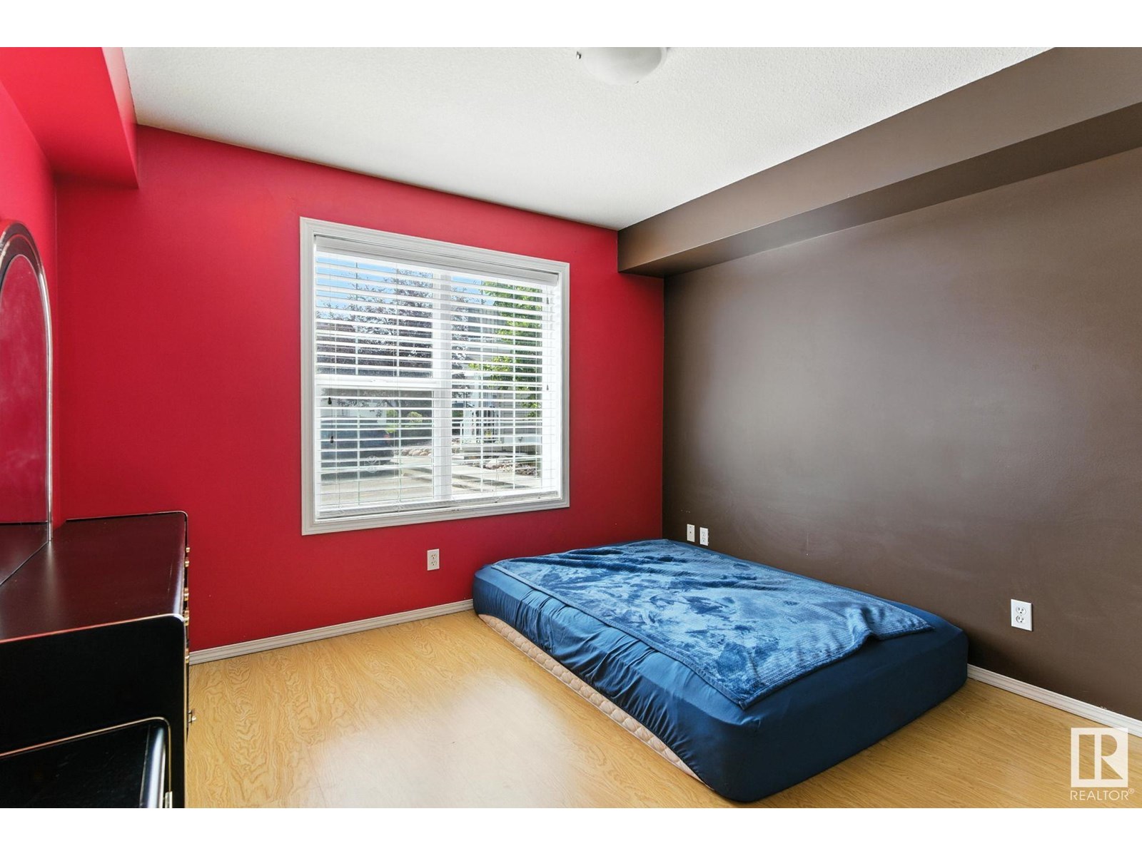 Photo 19 of 43 150 Edwards Dr Sw, Edmonton AB