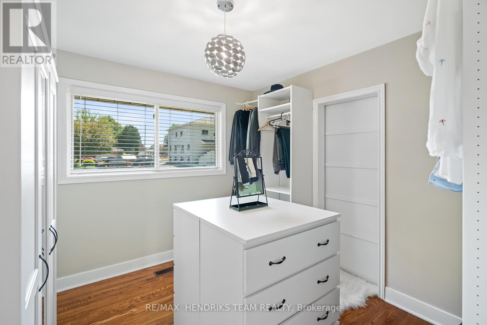 Photo 17 of 7 Kamla Drive, St Catharines ON
